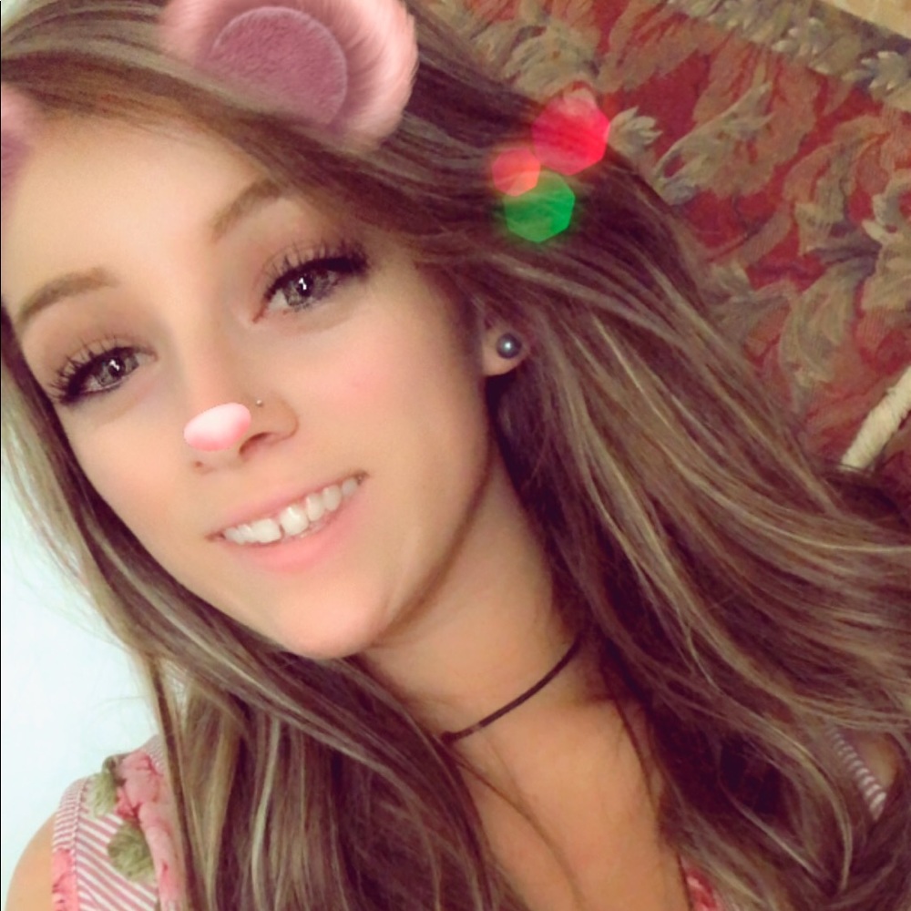 Meet your Posher, Katelynn